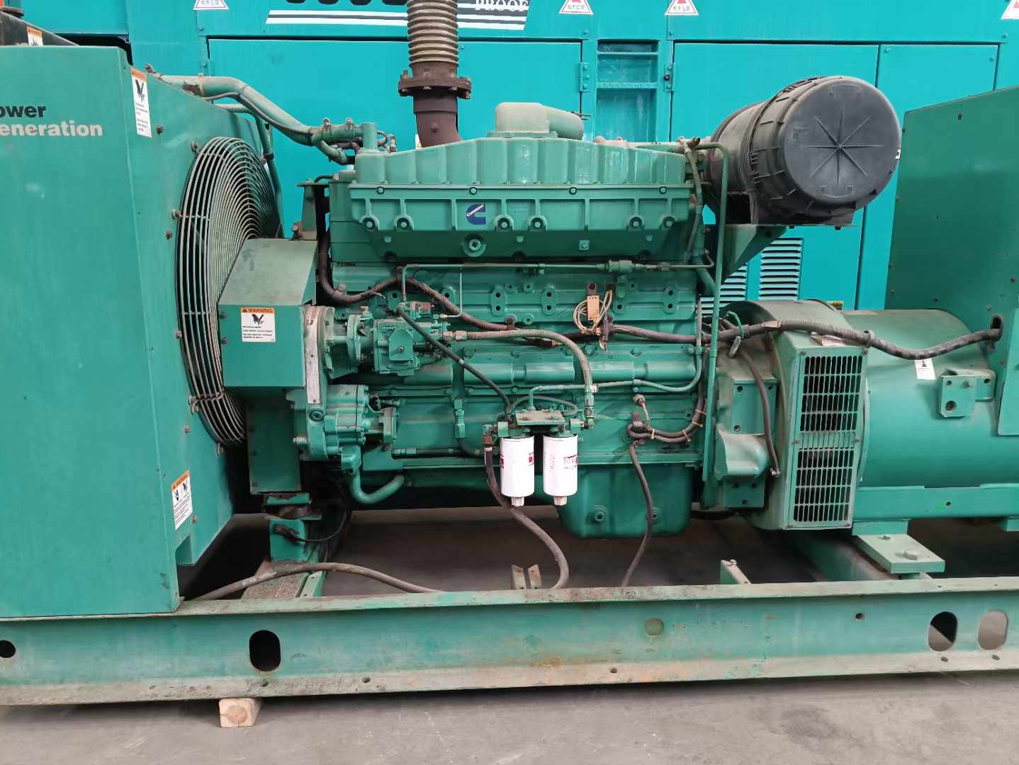 沙湾过载会对 600kW 柴油发电机组造成哪些损害？