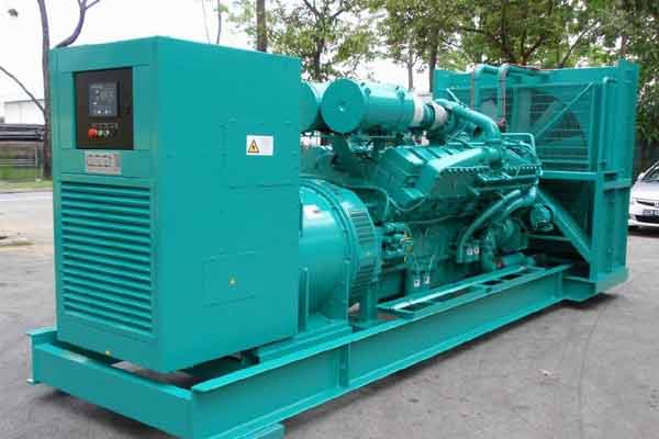 沙湾柴油发电机组电压不稳定怎样维修？