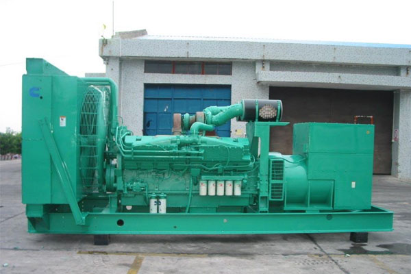 沙湾工厂发电机应急发电时如何更准确地检查发电机状态？