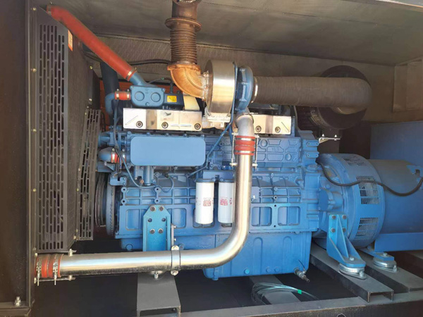 沙湾燃油消耗率与进气温度的具体关系是什么？