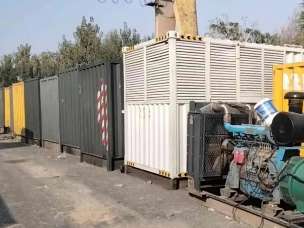 沙湾200KW柴油发电机机组每小时油耗是多少？